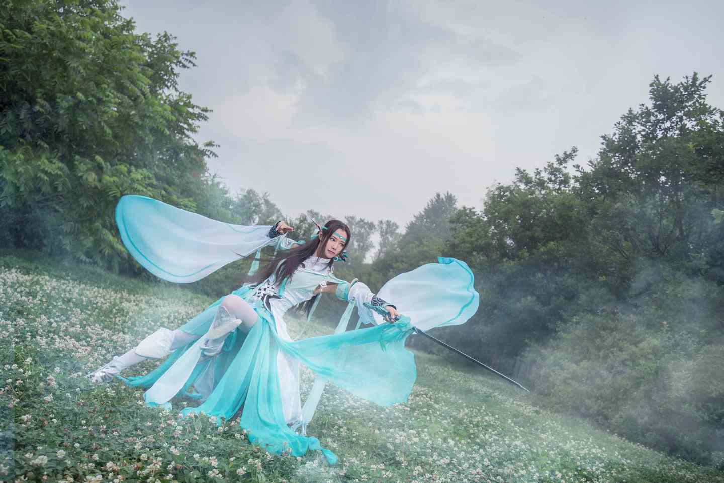 《汉服第516期》雪河琴娘骤雨初霁