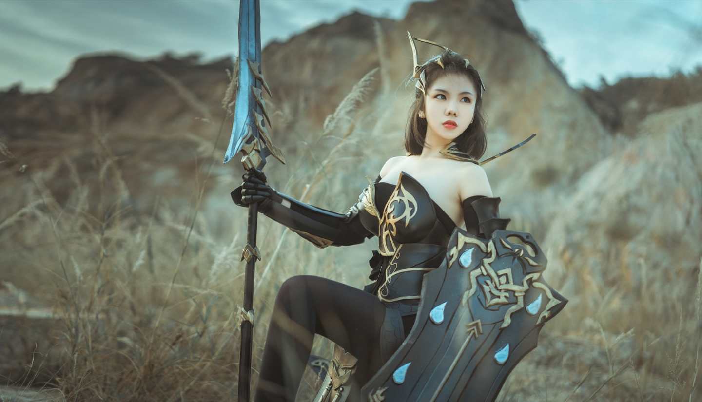 《汉服第427期》朔雪苍云成女