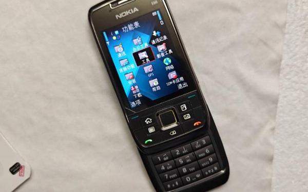 诺基亚e66手机游戏(诺基亚s60v3游戏)