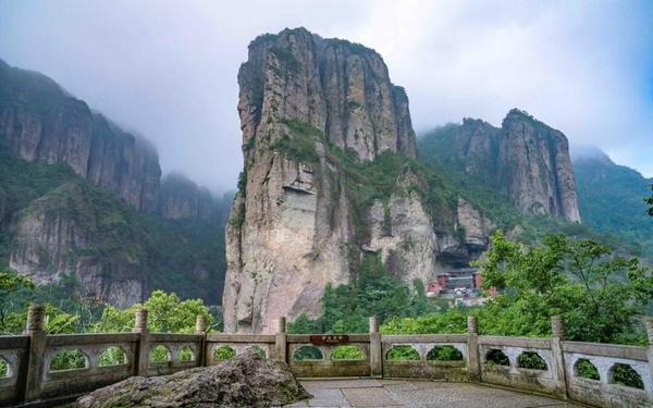 灵峰虚境资格攻略(灵峰景区主要景点)
