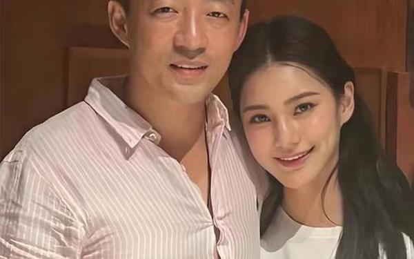 31岁女星29次分手,当红女星追妻火葬场