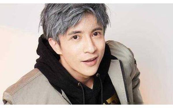 毕志飞想请薛之谦出演电影屏摄-薛之谦把话筒递给观众惊艳全场