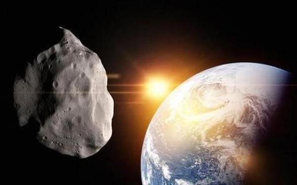 直径约1米的小行星坠入地球-直径10千米小行星撞击地球
