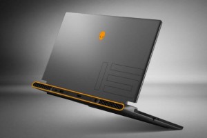 ALIENWARE在中国推出其首款轻薄电竞本ALIENWARE m15