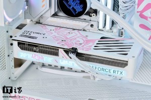 七彩虹多款iGame RTX 5060显卡上市，甜品装备齐上阵