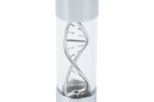 DNA基因螺旋设计!駻匠推出新款水冷水流计 好看不贵