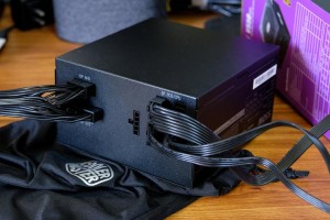 待机0噪音!酷冷至尊推出全新V Gold系列全模组电源