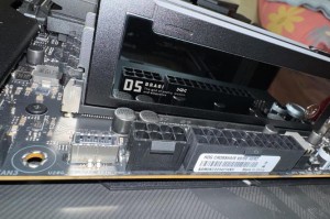 DDR5-10200！ROG CROSSHAIR X870E APEX将至