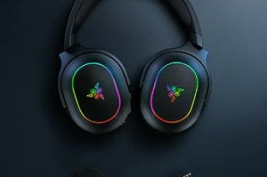 RAZER与亚马逊合作 ALEXA现可声控CHROMA幻彩游戏设备
