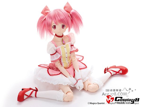 A-Zone家的鹿目圆香和妖精女王版亚丝娜DOLL