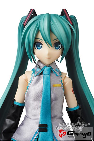 RAH 初音未来-歌姬计划- F 可动特大手办推出