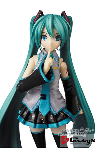 RAH 初音未来-歌姬计划- F 可动特大手办推出