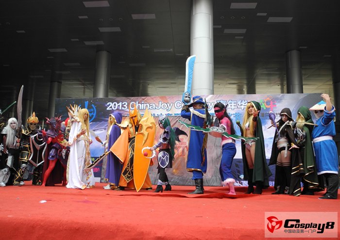 首场COSPLAY对决掀起南京动漫文化节精彩序幕