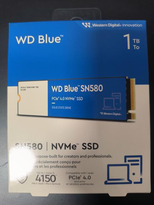 16TB SSD塞进超级笔记本:重量不到2.5公斤、5.7万元