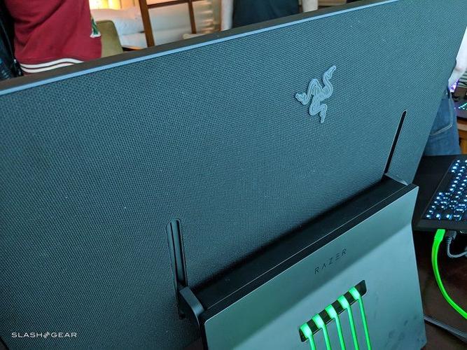 CES 2019:外媒上手体验雷蛇Razer Raptor显示器