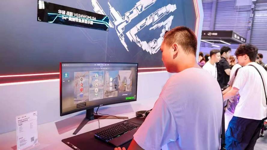 CJ19:盛夏狂欢 华硕电竞显示器多重分身助力各大展台