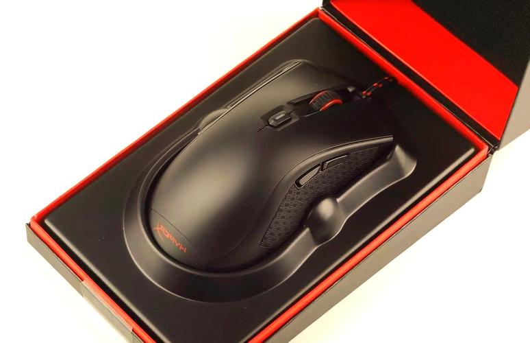 DPI越高越好!HyperX Pulsefire FPS Pro RGB电竞鼠标