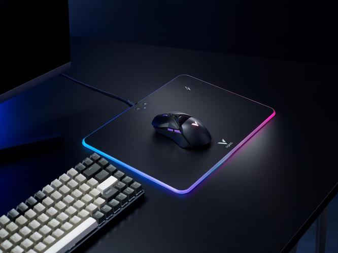V+无线技术,雷柏VT950S双模无线超跑游戏鼠标视频