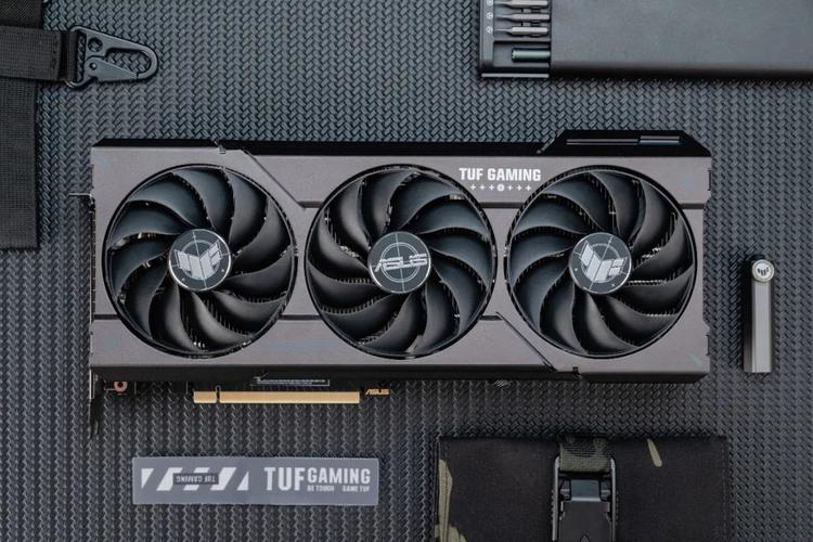 神奇帕鲁在哪里?华硕DUAL RTX4070S显卡“超”能打!