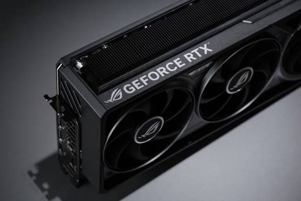 蛇年有新意!华硕携全新RTX 5080显卡迎春开售