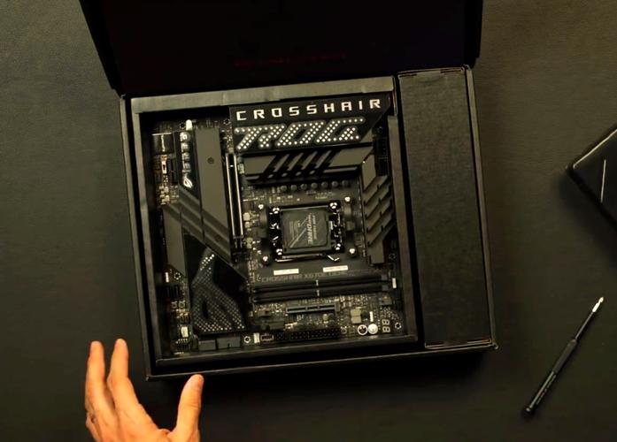 14项新纪录 华硕X670E主板助R9 9950X突破极限