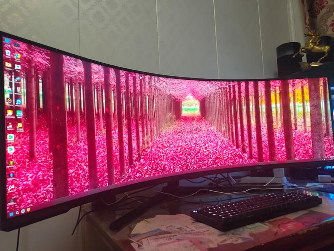 CES 2019:三星将展出三款显示器 新款带鱼屏来了