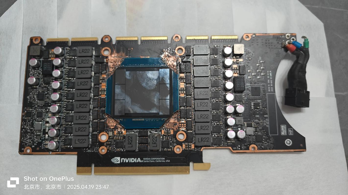NVIDIA 推出面向 RTX AI PC 的 AI 基础模型
