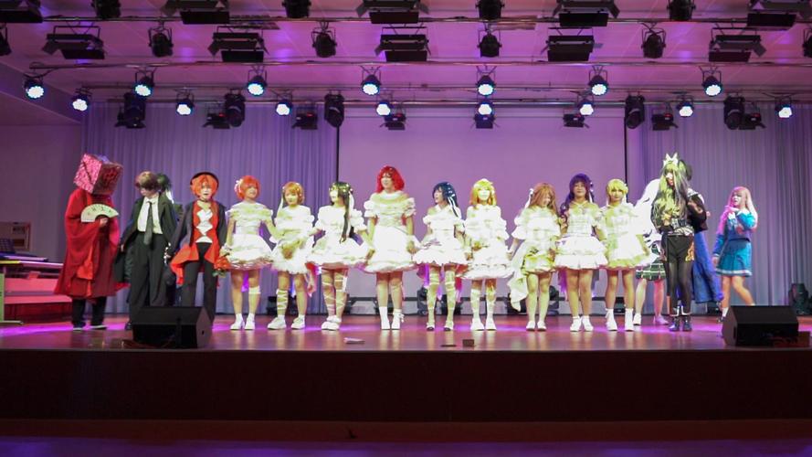 徐州首届国际动漫艺术节 200多位coser秀